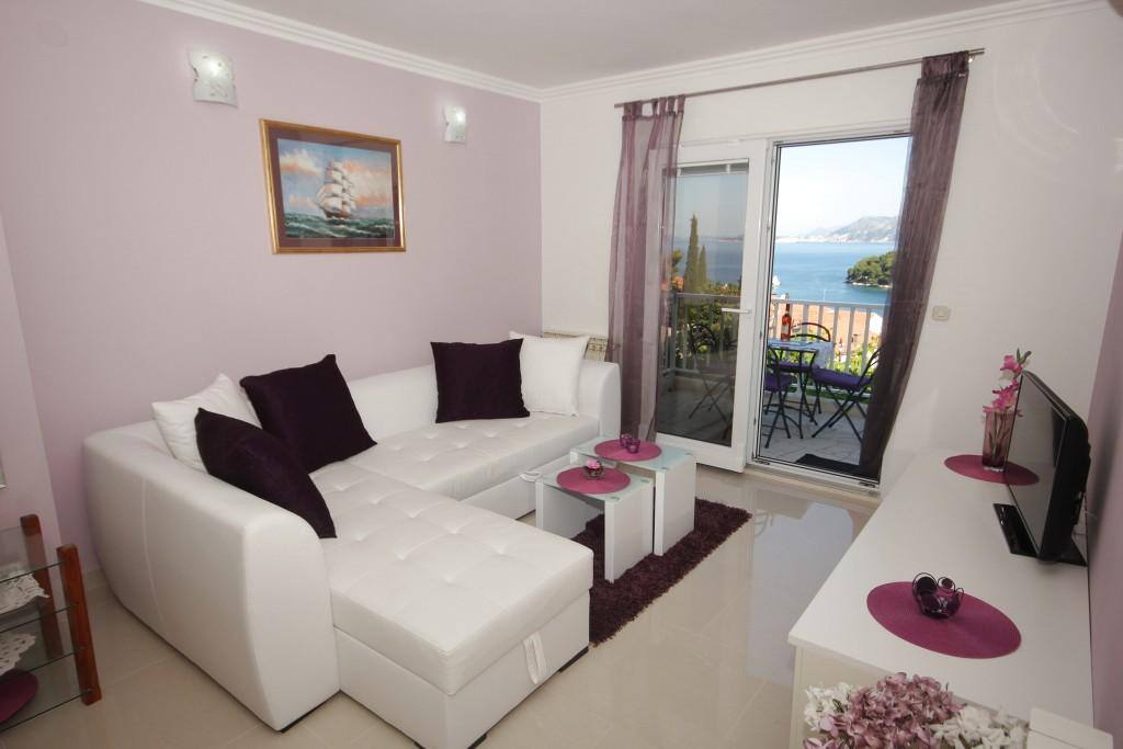 Living room, Surface: 17 m²