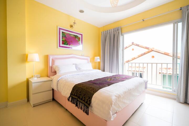 Grande chambre, vue imprenable et parfait pour un couple