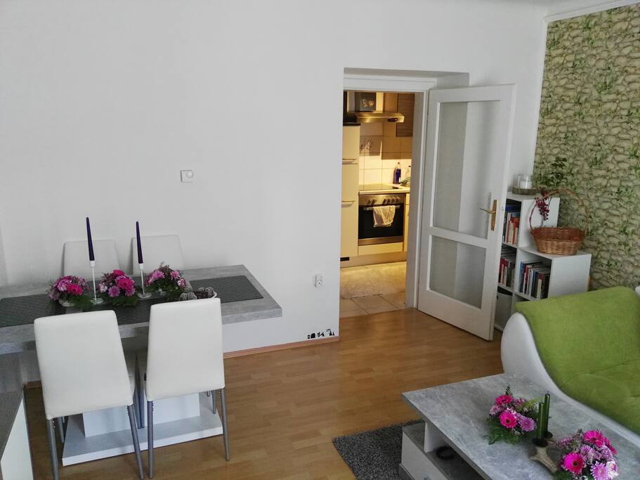 Living Room/ Wohnzimmer