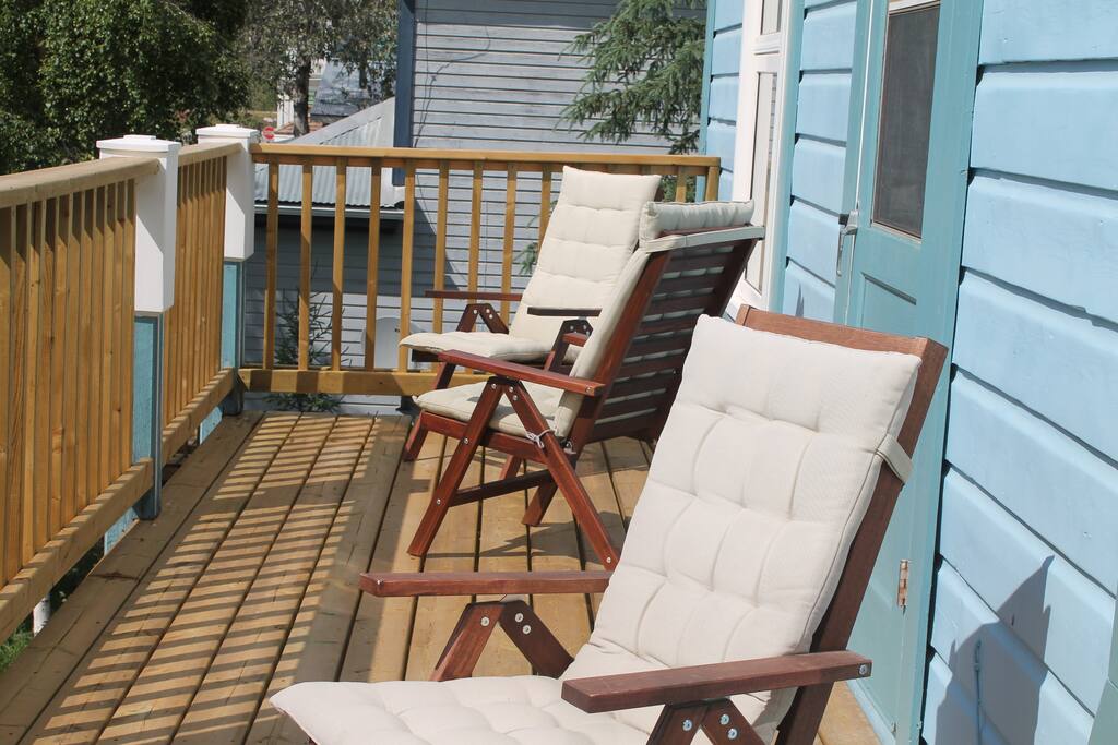 2nd storey deck
