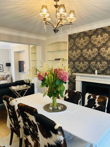 Luxury Property | Frm £18k Per Mth | Village SW19 gallery image 3