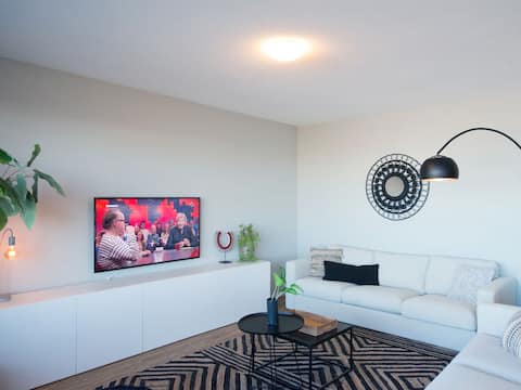 Top Airbnb: BizStay Harbour 58 in Vissershaven