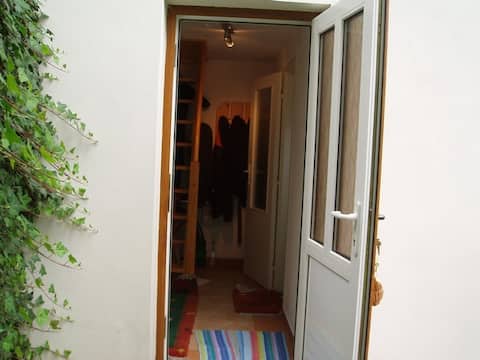 Top performing Airbnb: Crazy little house - you will love it! in Znojmo