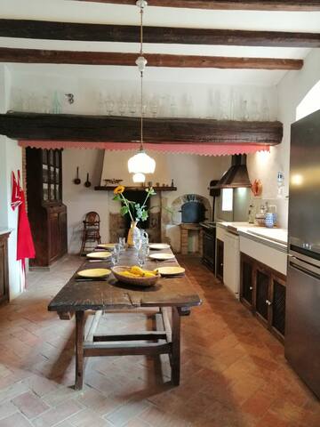 Gran Masia amb Piscina i platges a prop gallery image 5