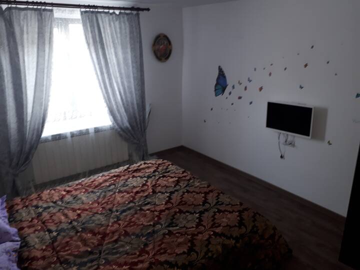 Dhomë gjumi 1