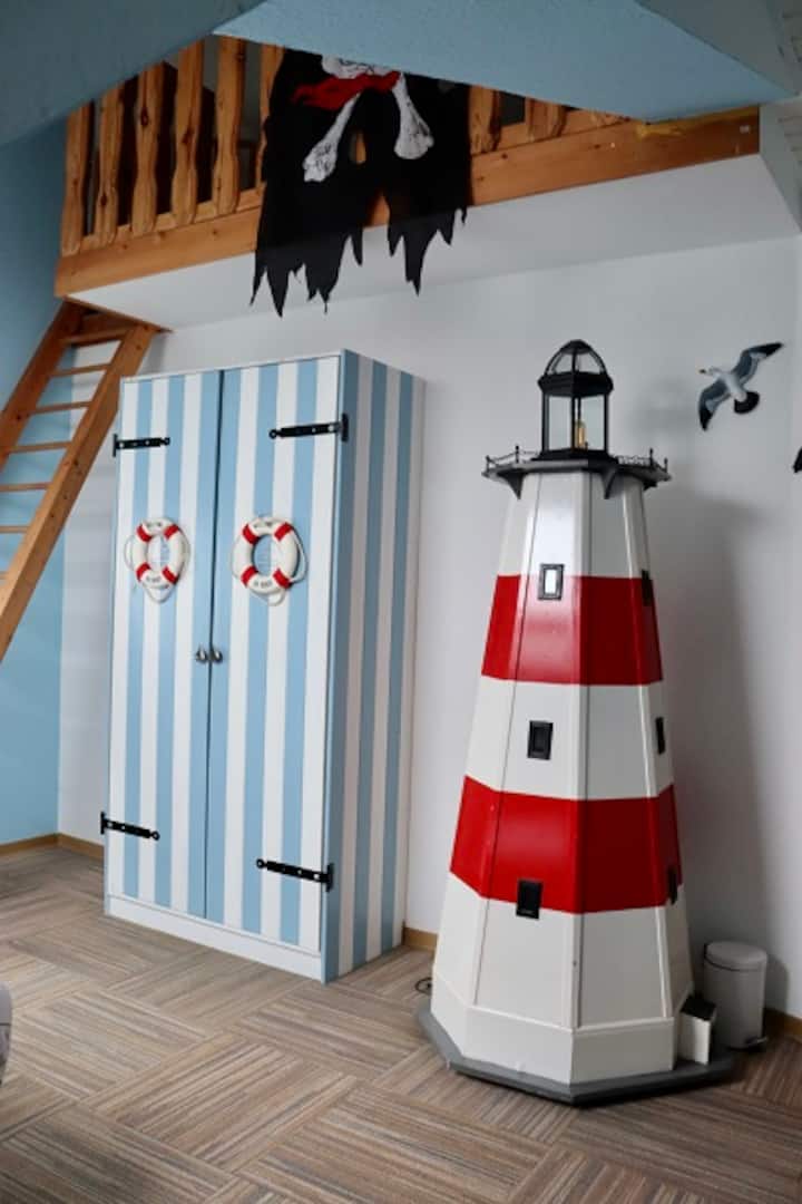 Dhomë plazhi në katin e dytë