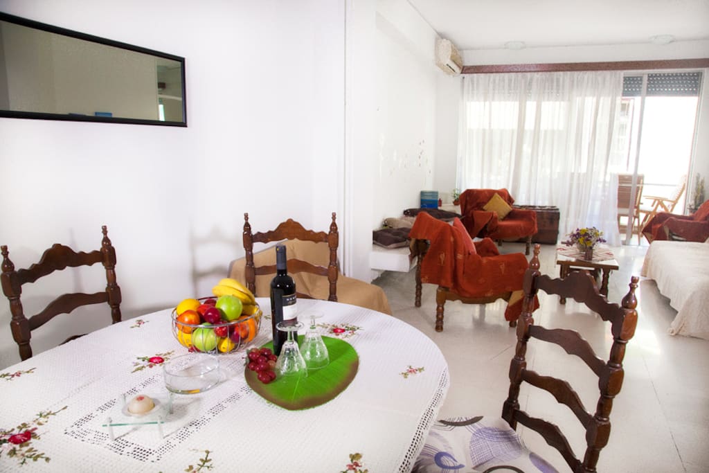 Dining-room// Living Room