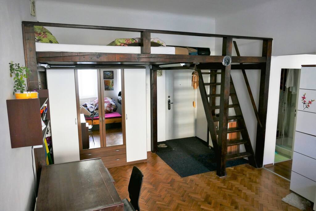 elevated bed, 150 wide