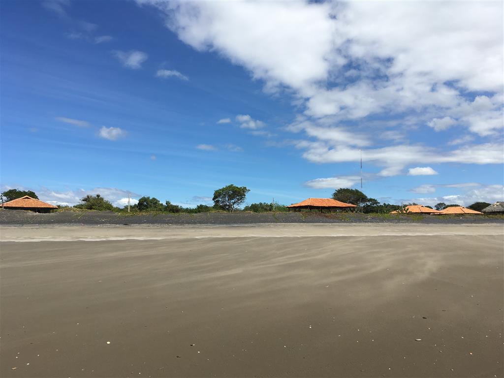 Black Cabana @ Playa Tesoro — 1 bedroom vacation rental in Salinas Grandes