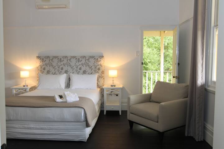 Healesville Garden Grandview (22 guests/10 Bedrms) gallery image 5