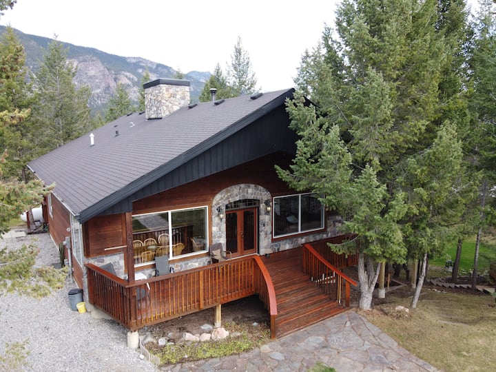 Top 12 Cabin Rentals In And Near Invermere, Canada Updated 2024 Trip101