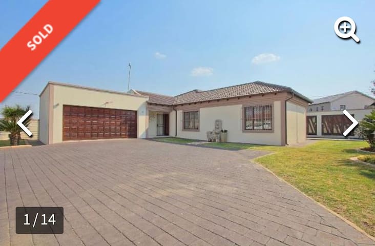 House close to JHB Airport