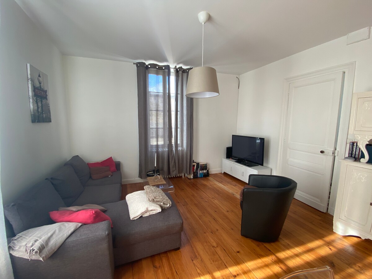 Annonce Airbnb populaire: Spacious townhouse 2 steps from the center à Cognac