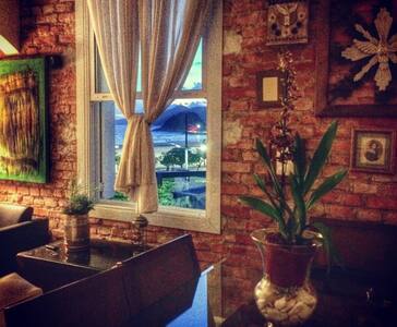 Santos no seu melhor angulo! QUARTO COM CAMA CASAL