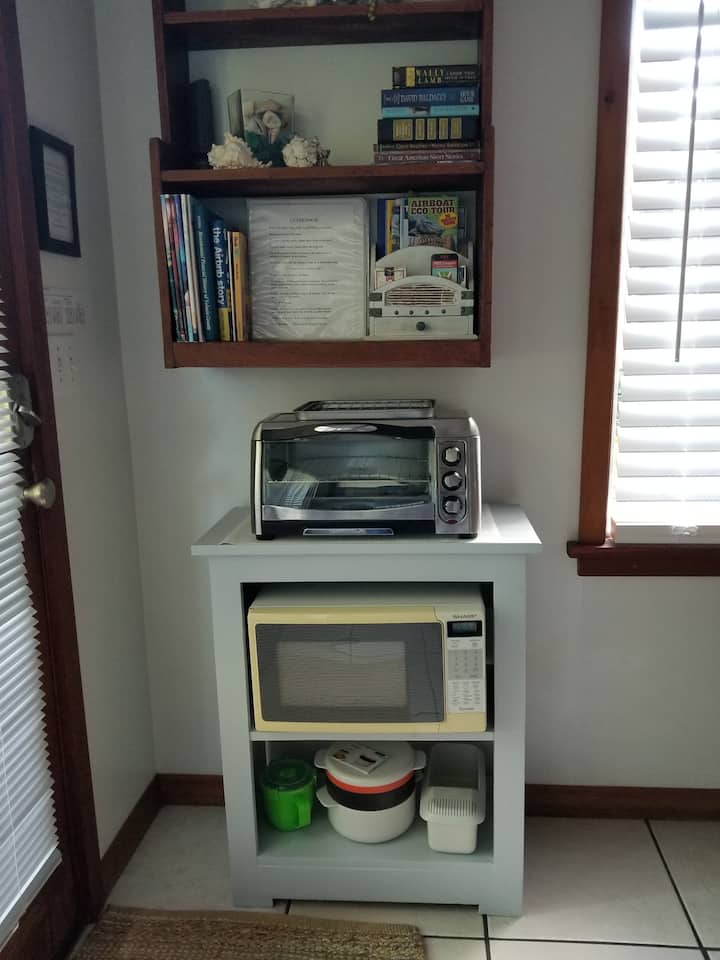 Private Cozy Studio Near Beach Speedway Pickleball - Daytona Beach, FL