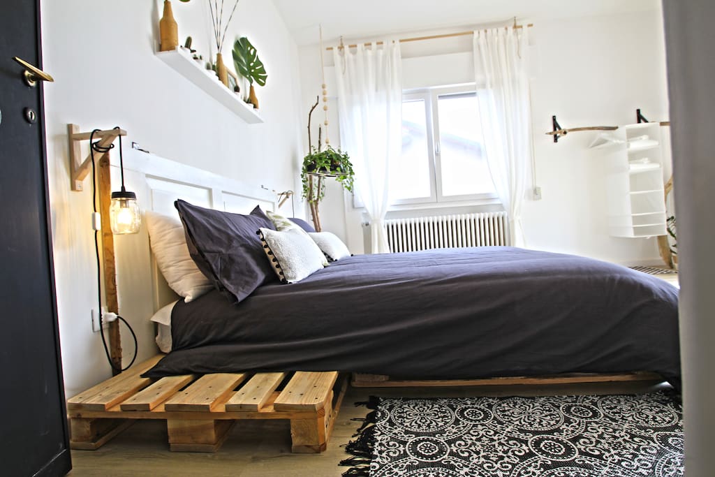 Room 2 - Shared Bathroom