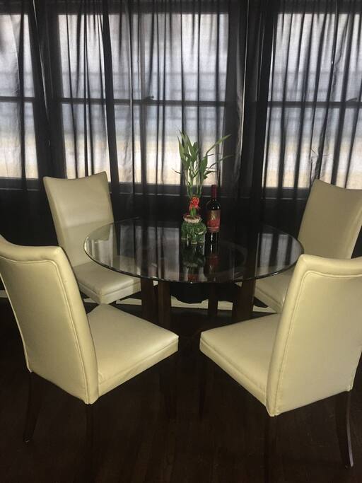 Stocked bar + wine included.