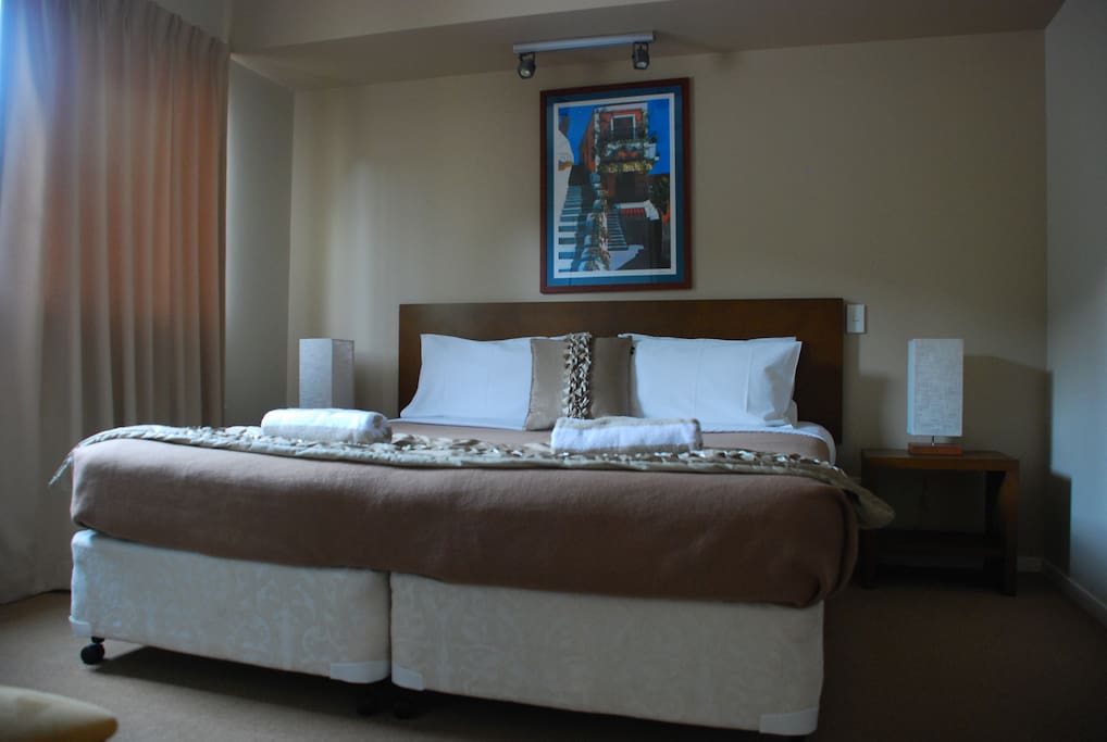 King bed can be split to twins