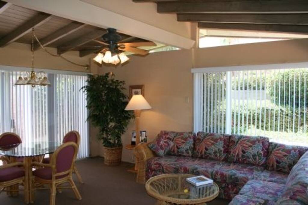 Choice of two bahama beds, or one queen sofa sleeper, in the living room