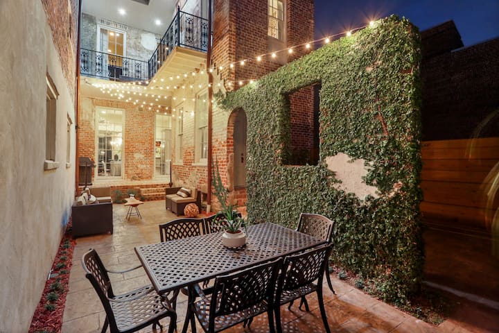 The Queen of Magazine 5 bd Lower Garden w/parking gallery image 3