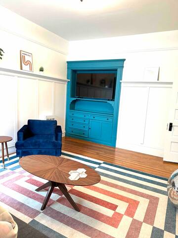 Stylish 3BR Mission Dolores Flat gallery image 5