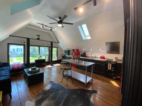 Gothic Victorian Carriage House Apartment