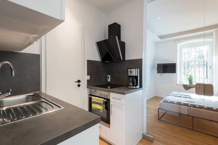 Exklusive Design-2 Zi-Wohnung in der Maxvorstadt gallery image 5