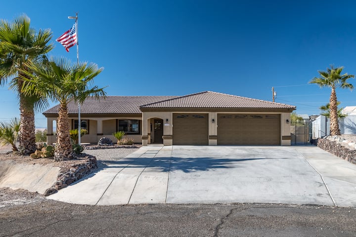 2022 Christmas Tree Lane Lake Havasu Start Planning Your 2022 Havasu Get-A-Way Now! - Houses For Rent In Lake  Havasu City, Arizona, United States