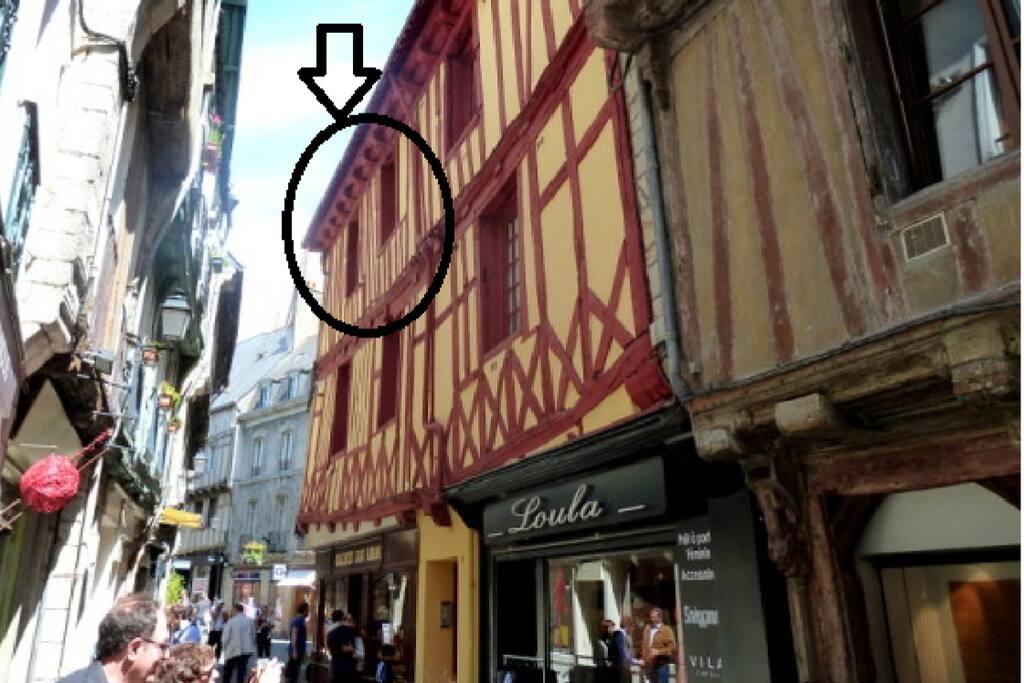 Rue St Salomon au cœur du Vannes historique
