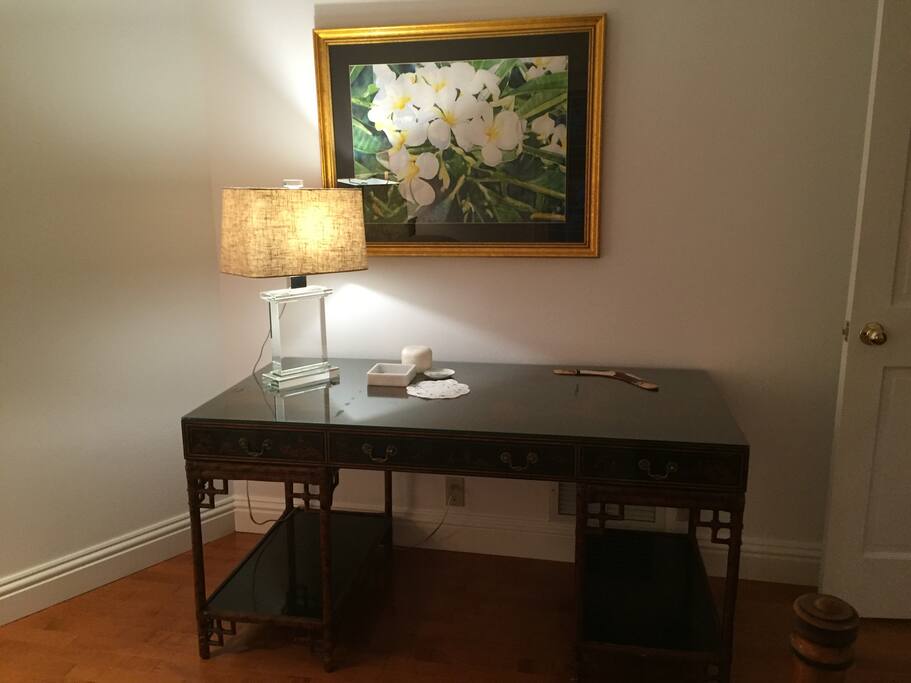 desk in bedroom