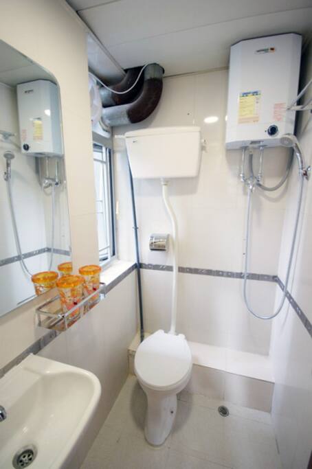 clean bathroom