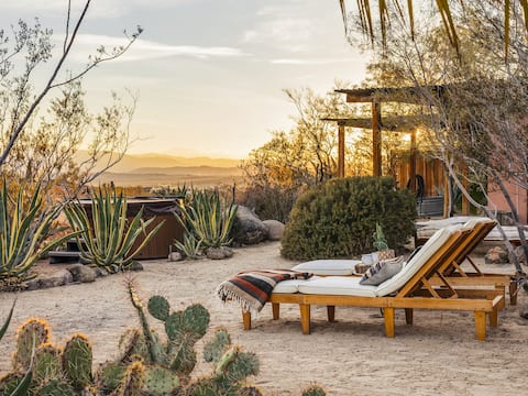Casita by The JTH | Hot Tub | Hiking | Stars