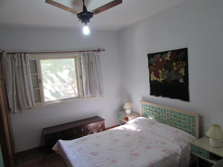 ห้องสวีทคู่ - หน้าต่างสวน