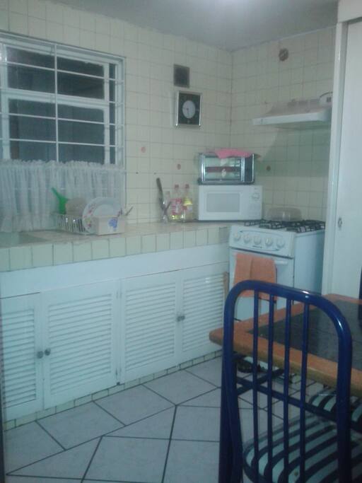 COCINA Y REFRI COMPARTIDO