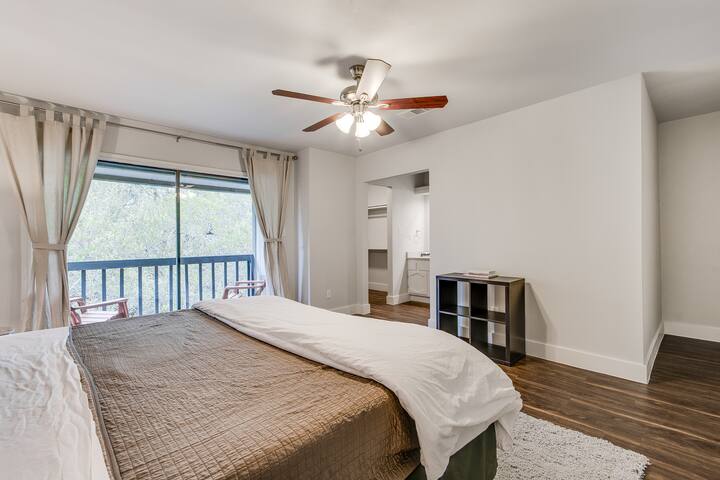 The Big Creek Side gallery image 3