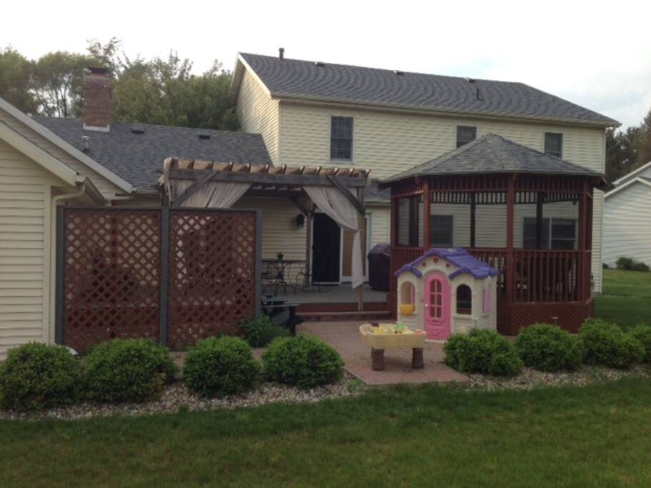Backyard, Gazebo, Patio w/Grill