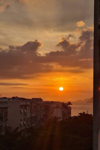 Apartamento 300 m² – 500 metros da praia gallery image 3