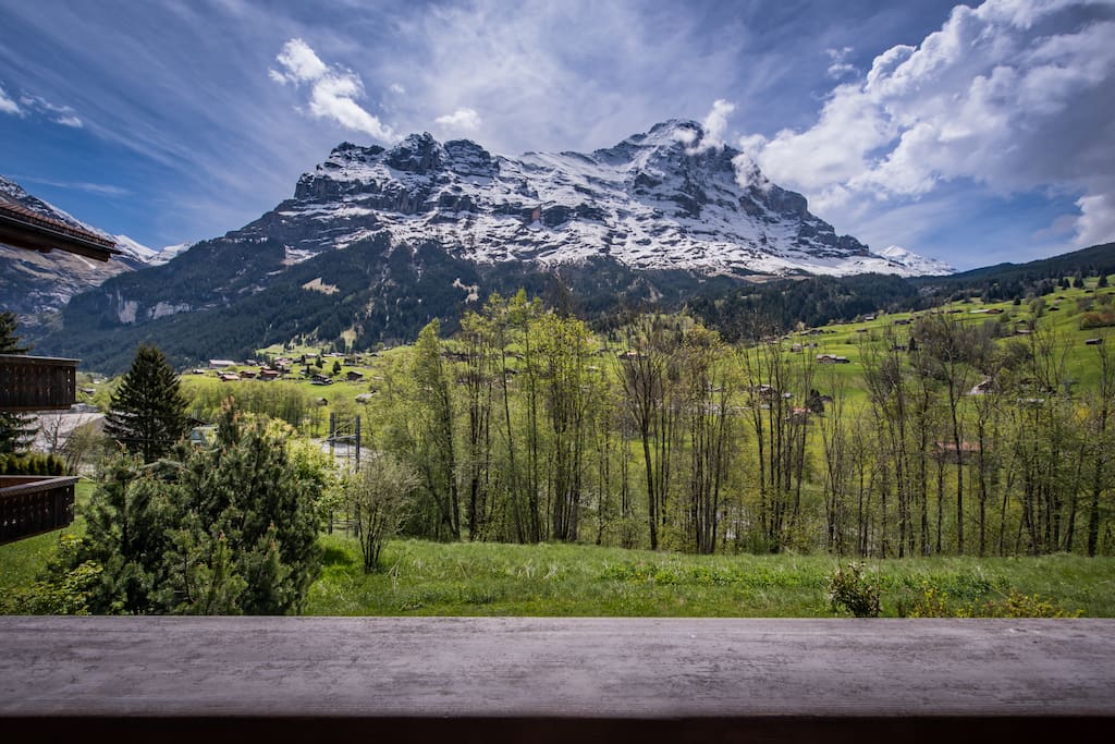 The Eiger lies at your feet