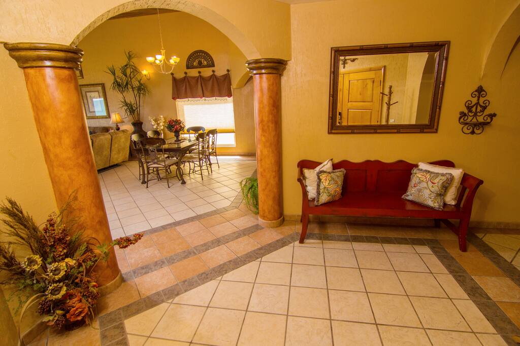 Couch,Furniture,Chair,Floor,Flooring