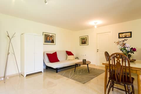 Magnific.2nd Studio/Zimmer Zichron