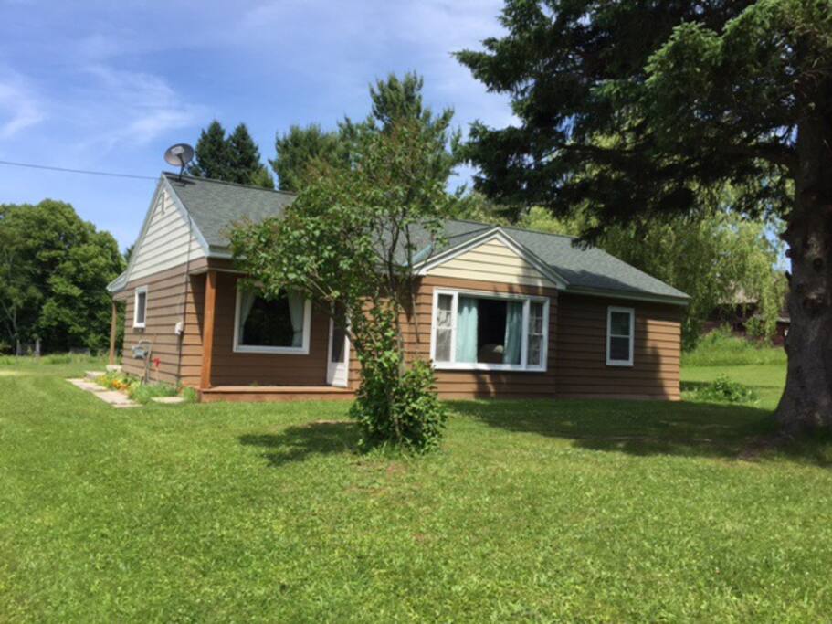 near pic rocks kayak hiking houses for rent in near pic rocks kayak hiking houses for rent in