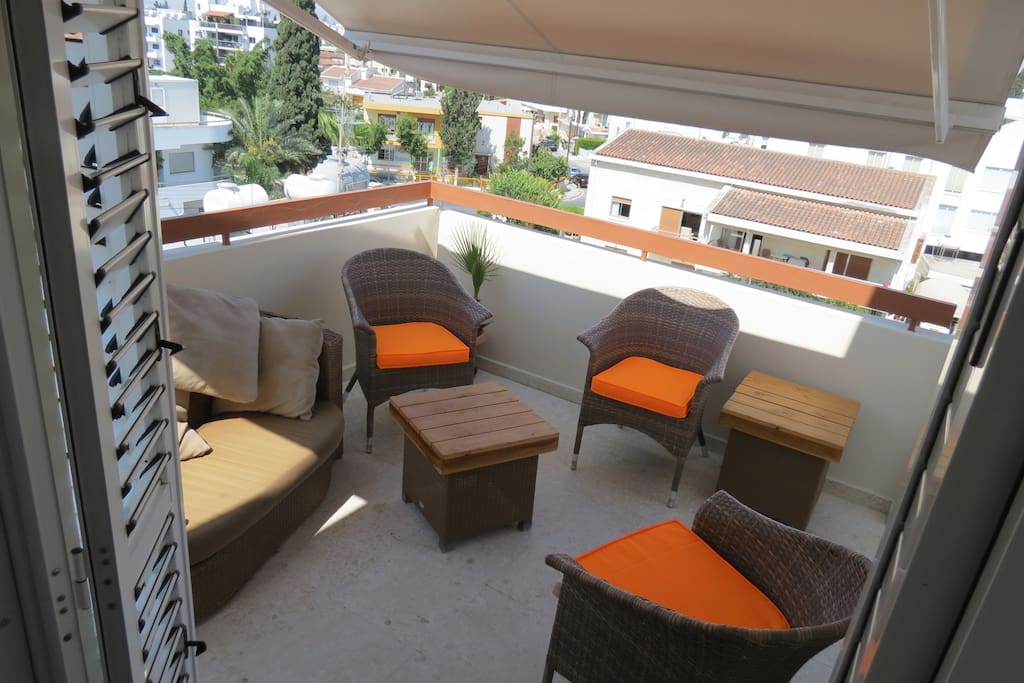 outside veranda with panoramic city and mountain views