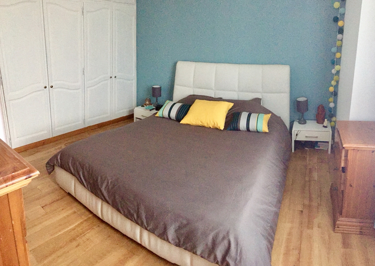 Kati 2 - dhoma e gjumit 1