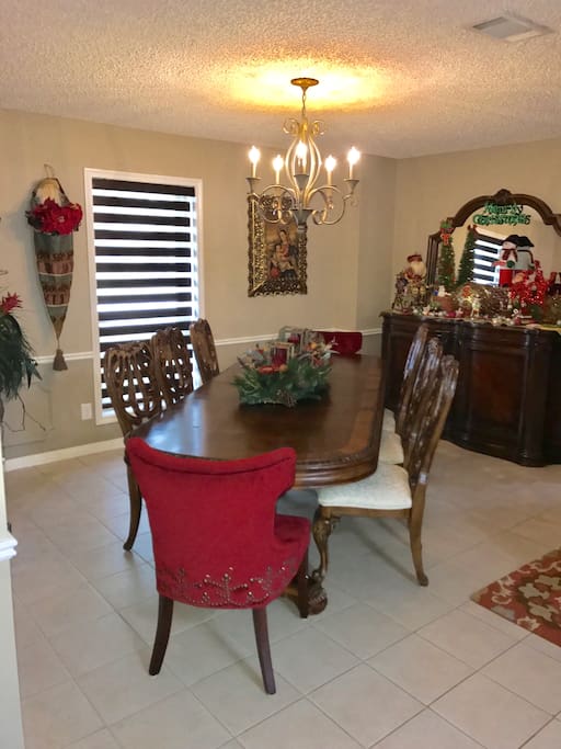 Cozy Big Dining Room