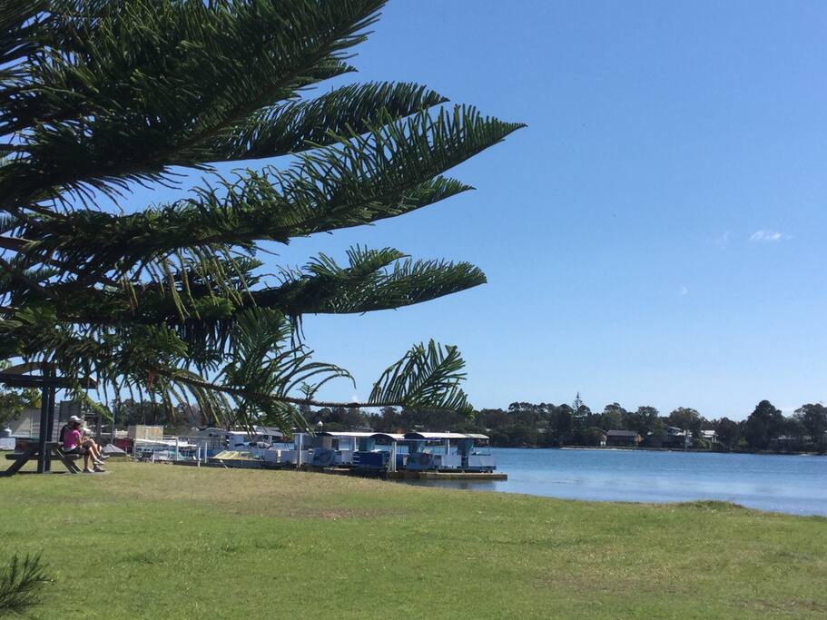Settlement Point Boat Hire