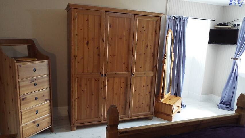 Owl House B&B Ground floor Twin  ensuite