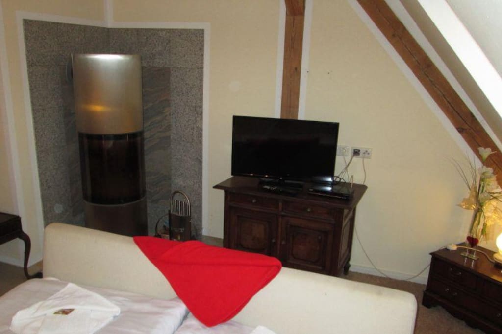 Kamin am Bett