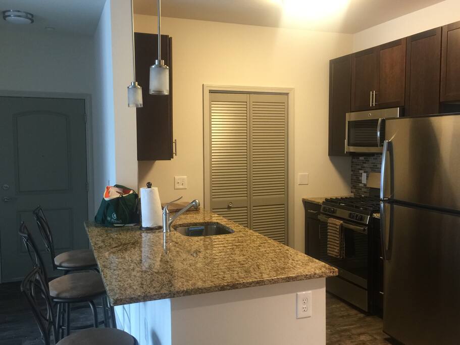 Full Kitchen