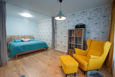 Cozy place in City Centre right below the Castle