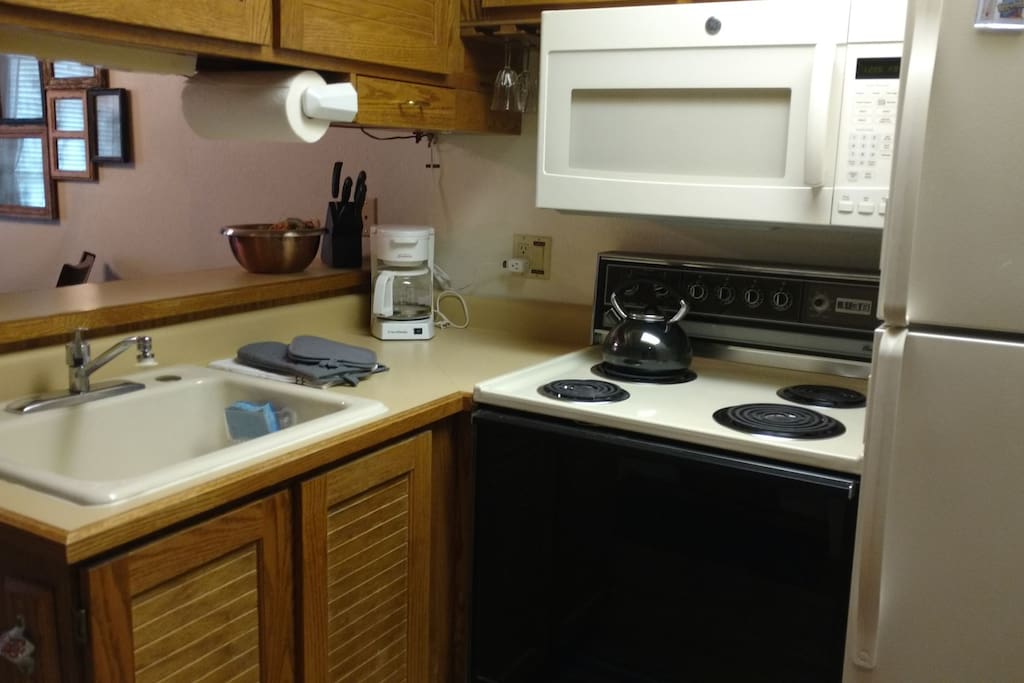 The Copper Cup has a small but efficient kitchen with Hawaiian coffee in the freezer.